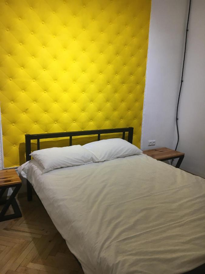 Hostel 21/9 Baker Street Lemberg Exterior foto